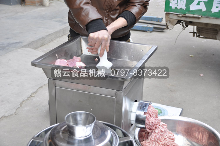 強(qiáng)力絞肉機(jī)絞肉